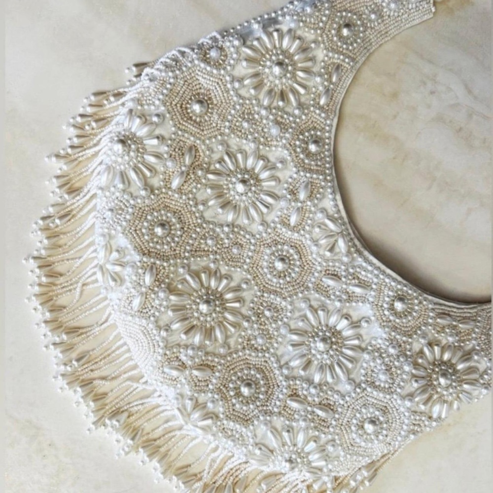 VIRAL Beaded Elegant Pearl Embellished Cream Clutch Handbag Purse NWT